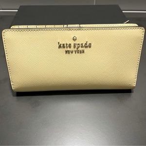 Kate Spade bifold slim wallet